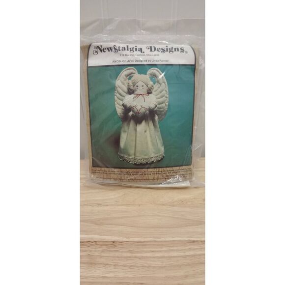 Vintage 1980 newstalgia designs angle craft all materials included. New old stoc - Picture 2 of 5